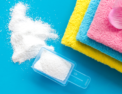 Powder Detergent On Blue Surface 600X600